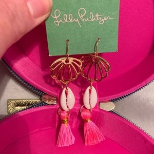Lily Pulitzer Shell & Tassel earrings. NWOT